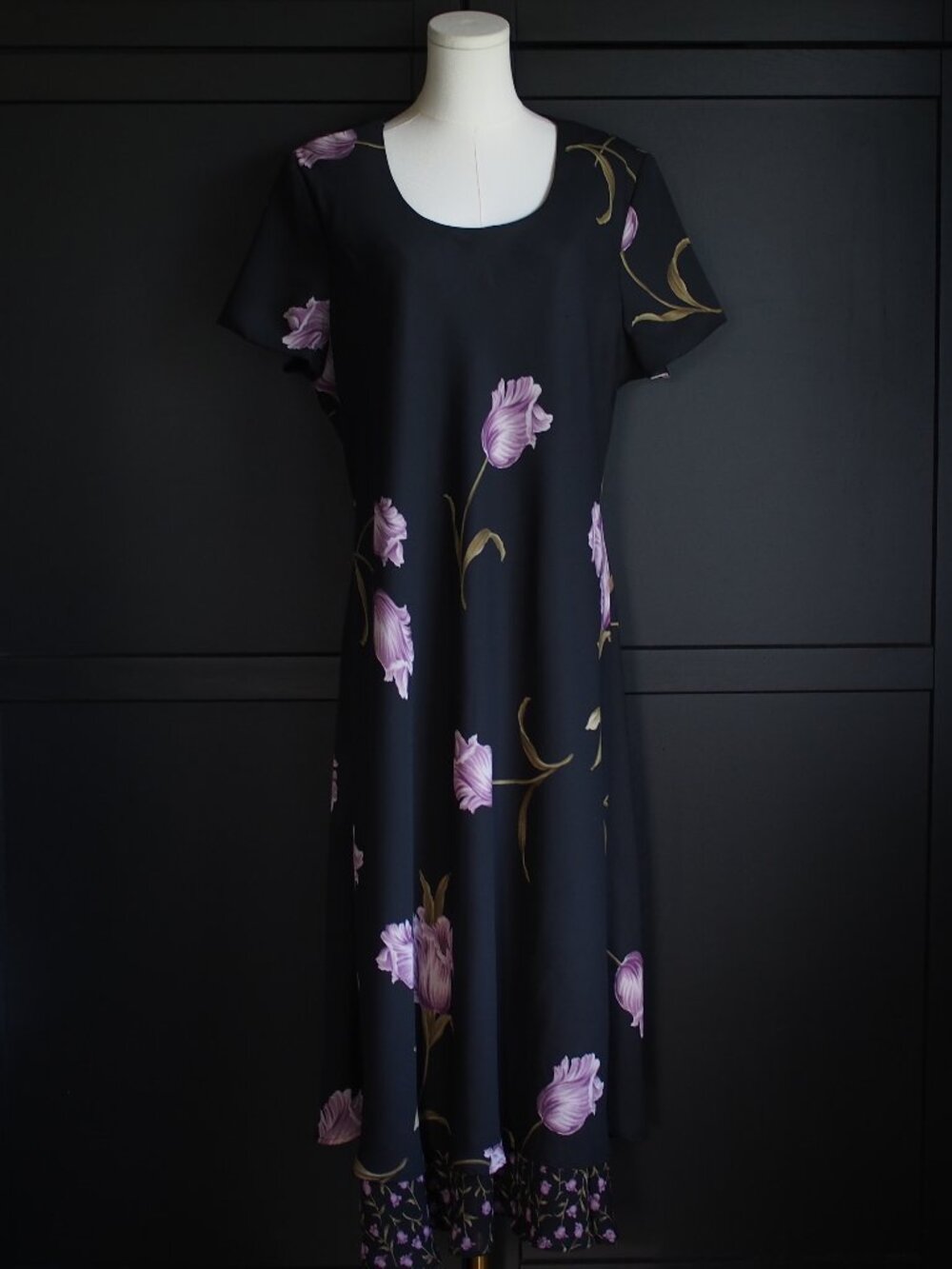 Tradition Plus | Vintage 1990s Short-Sleeve Maxi Dress